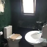 A.v 公寓
